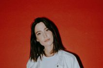 44 AMELIE LENS