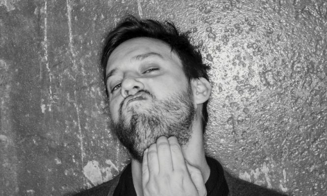 MACEO PLEX, 젊은 프로듀서들을 위해 스튜디오 오픈 예정