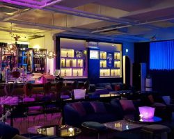 제주도에서 멋진 밤을 보낼 수 있는 라운지 바, 웨이브 제이