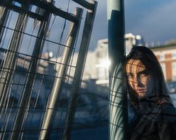 AMELIE LENS, 4시간 길이의 테크노 에센셜 믹스 BBC 라디오1에서 공개