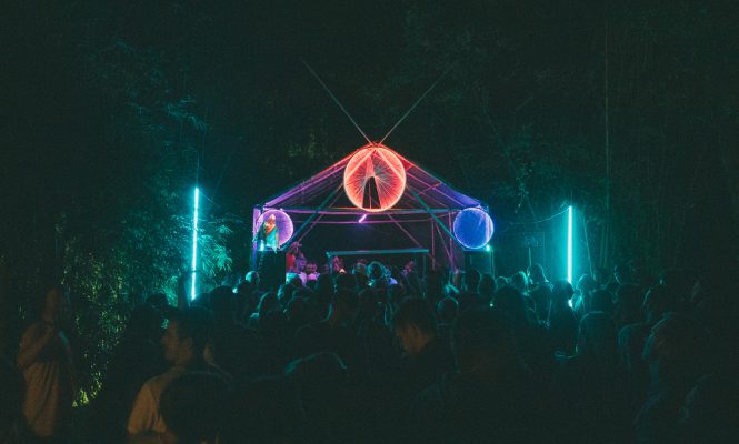 홍콩 근교의 섬에서 3일간 개최되는 SHI FU MIZ 뮤직 페스티벌!