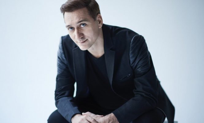 PAUL VAN DYK RELEASES NEW ALBUM, ‘GUIDING LIGHT’