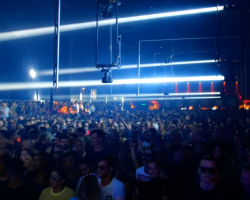 코로나바이러스가 일렉트로닉 음악에 미치는 영향과 관련된 다큐멘터리가 공개되었다.