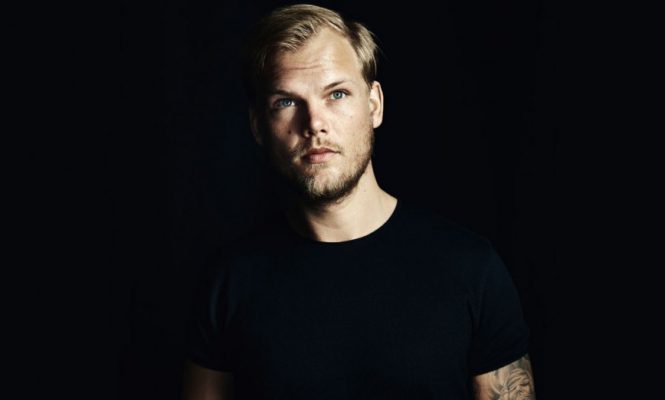 AVICII를 추모하며 정신 건강 문제를 다루는 방송을 SIRIUSXM를 통해 들을 수 있다.