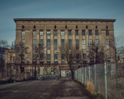 BERGHAIN, 미술 갤러리로 공식 재개관