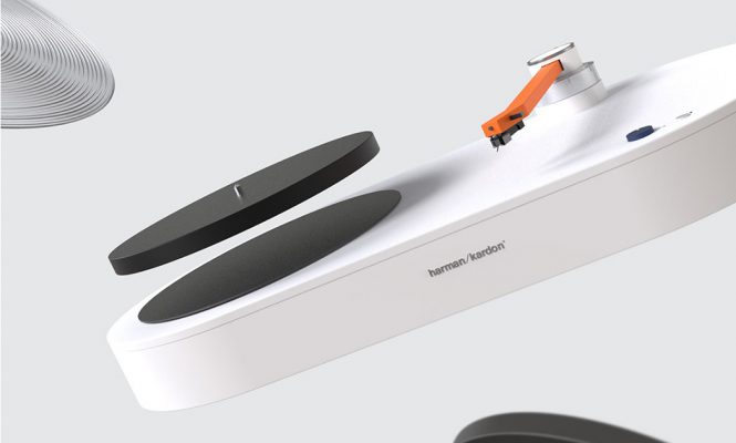 레코드를 띄워 플레이하는 새로운 턴테이블